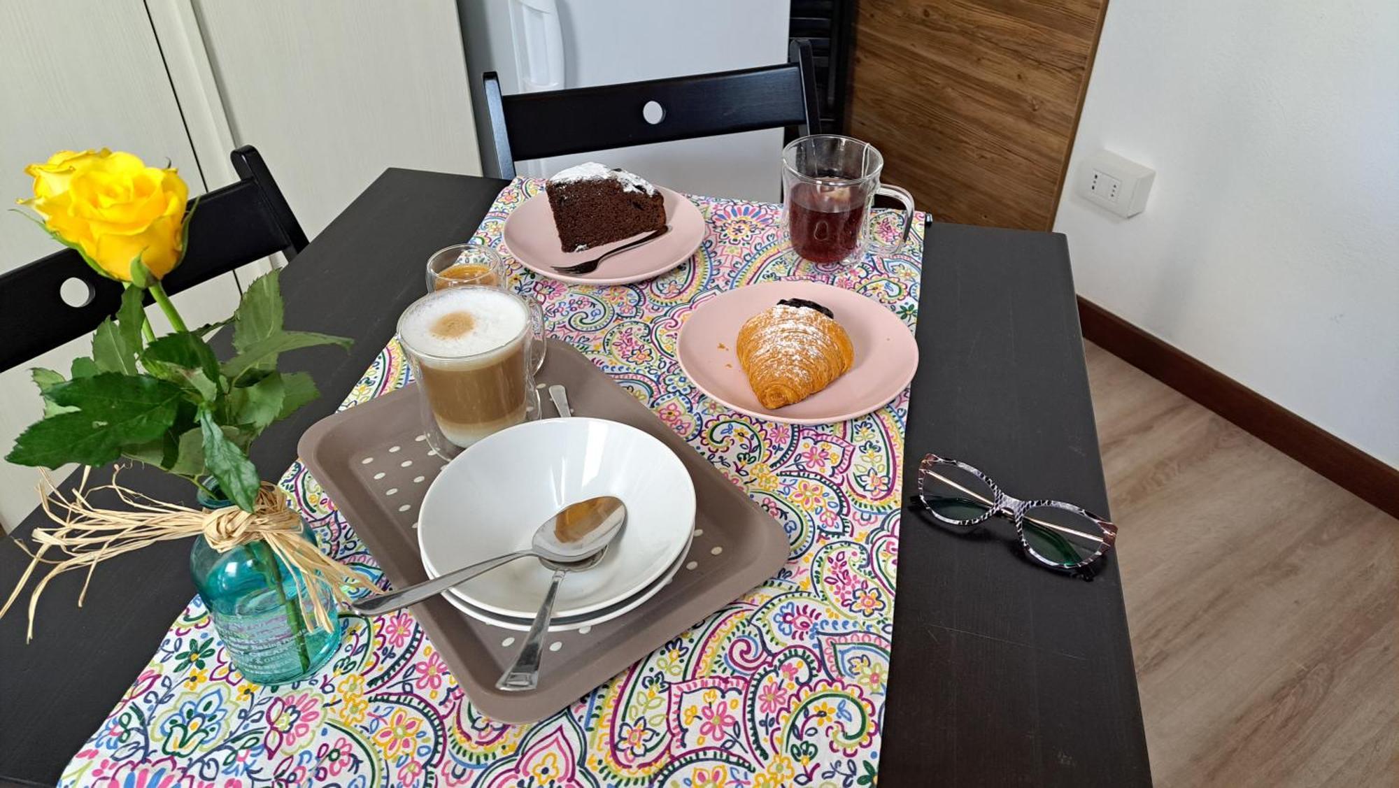 Bed & Breakfast Le Due G Варезе Екстериор снимка